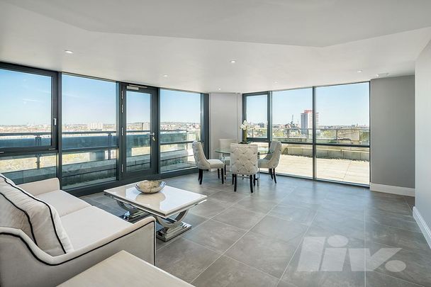 3 bedroom penthouse to rent - Photo 1