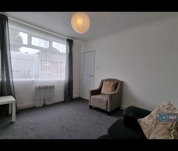 2 bedroom semi-detached house to rent - Photo 1