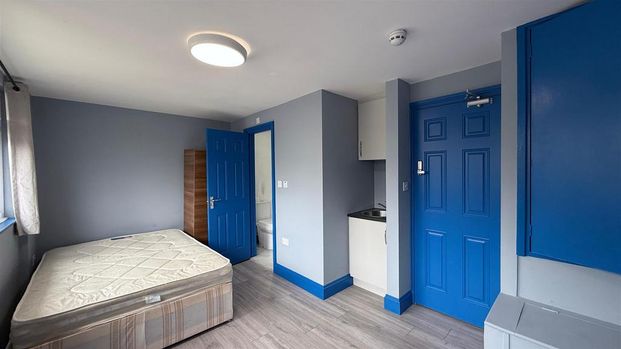 House share to rent - Photo 1