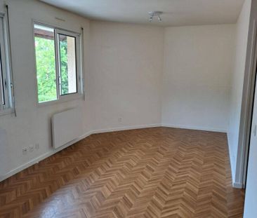 Location appartement 1 pièce 28.5 m² à Divonne-les-Bains (01220) - Photo 2