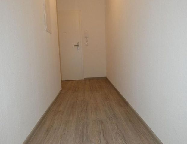 *** Wir modernisieren für Sie! Charmante EG-Wohnung mit Duschbad! *** - Foto 1