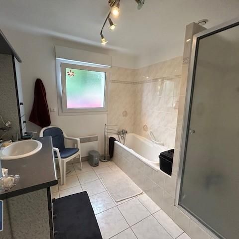 Location Maison 5 pièces 114m² VAUX SUR MER 17640 - Photo 1