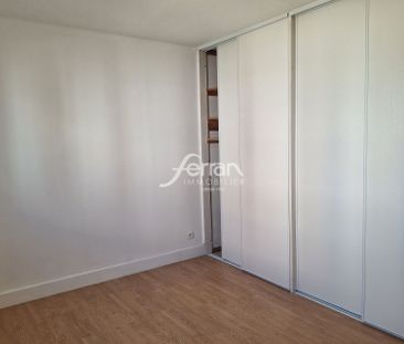 Location Appartement 2 pièces 48m² DRAGUIGNAN 83300 - Photo 3