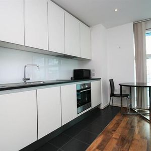 The Cube West, Wharfside Street - Photo 2