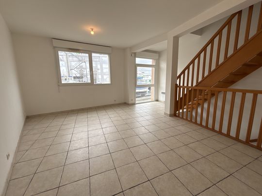 Maison de ville avec terrasse et garage à Port-en-Bessin - Photo 1