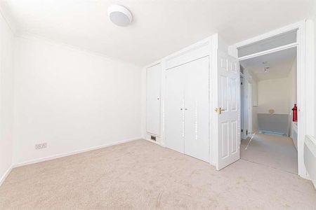 Medina Close, Woosehill, Wokingham, RG41 - Photo 4