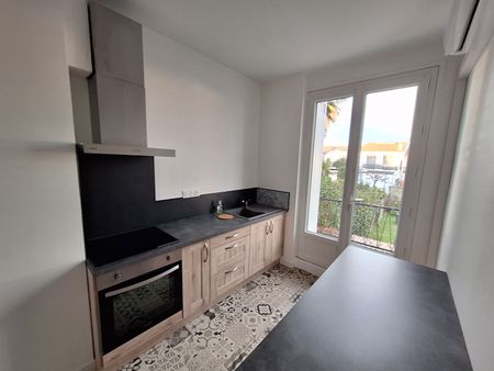 Location Appartement 2 pièces 45m² - Photo 4