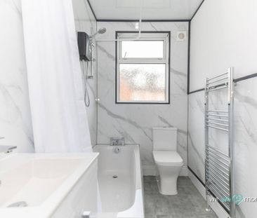 4 bedroom terraced house to rent - Photo 5