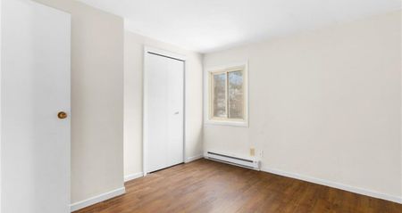 251 St. Paul St, Unit A, Collingwood Collingwood | $2250 per month | Utilities Included - Photo 3