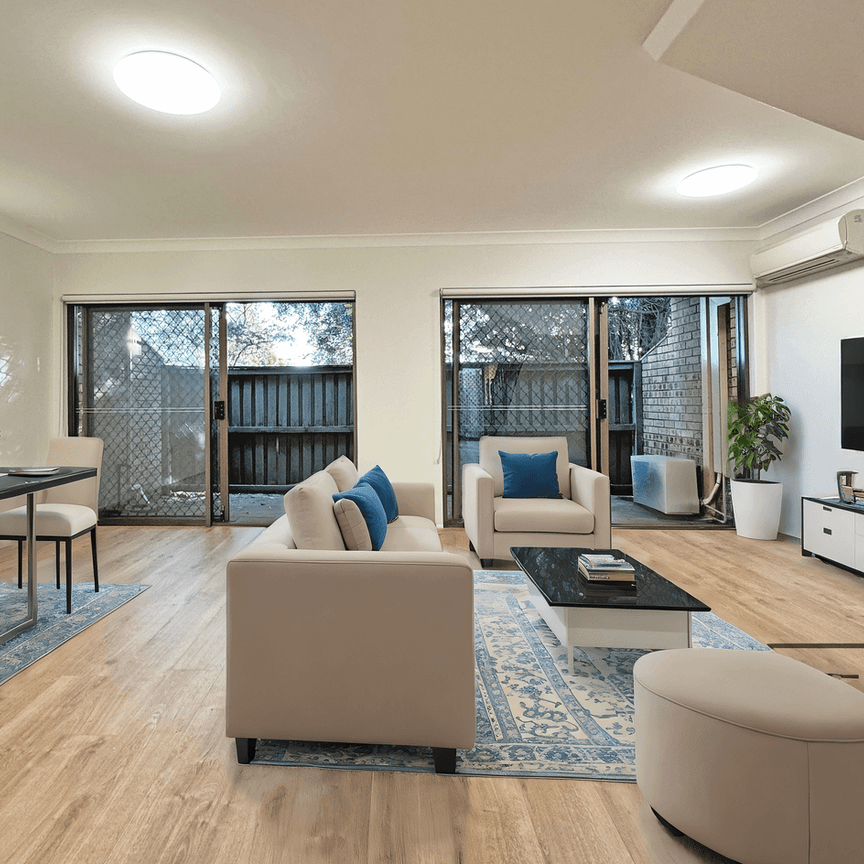 Impressive 2 Story Townhouse - Photo 1