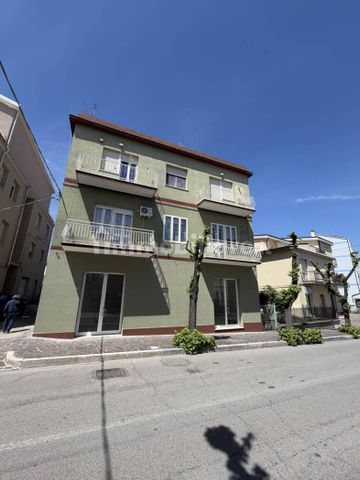 Quadrilocale via Ciccarone 57, Corso Mazzini, Via Ciccarone, Casarza, Vasto - Photo 2