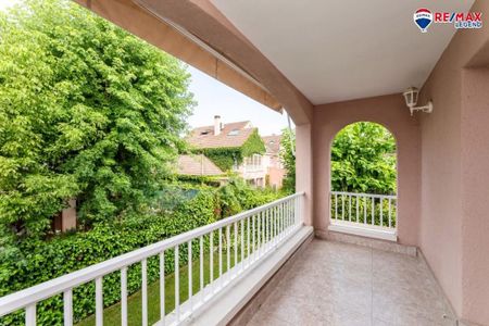 Villafranca del Castillo, Villafranca del Castillo, Community of Madrid 28692 - Photo 2