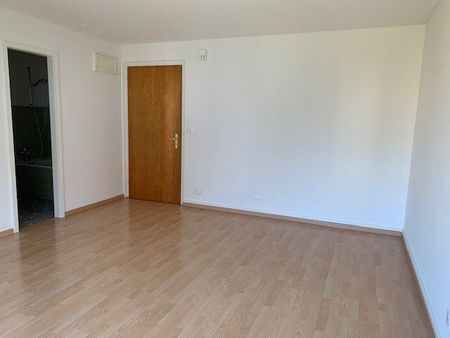 "Sonnige 1-Zimmerwohnung in Nürensdorf" - Photo 2