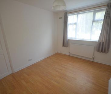 2 bedroom maisonette to rent - Photo 6