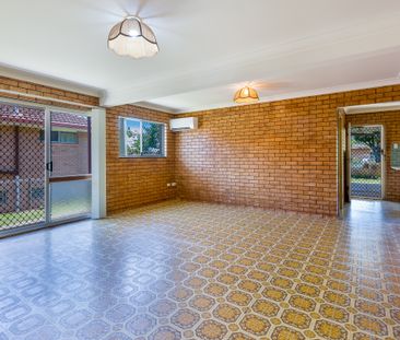 146 Mayfield Road, Moorooka QLD 4105 - House For Rent | Domain - Photo 3