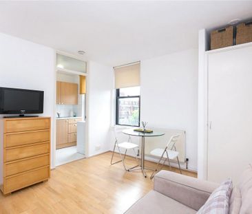 Studio to rent - Photo 3