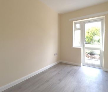 3 bedroom detached bungalow to rent - Photo 6