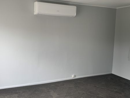 13 Holland Crescent, Kawerau - Photo 4