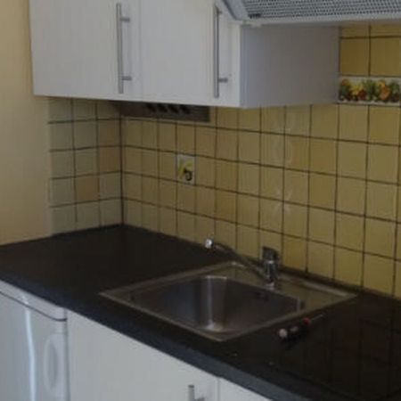 Appartement te huur in Liège voor € 530 met 1 slaapkamer - Photo 3