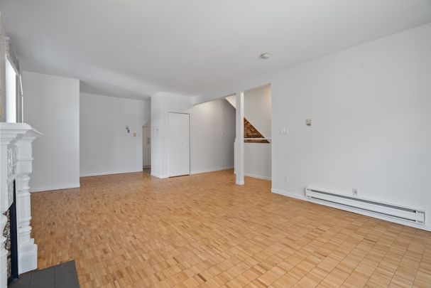 Grand One 1 - Photo 1