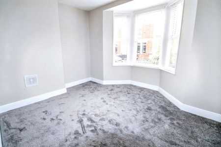 2 bed lower flat to rent in NE6 - Photo 2