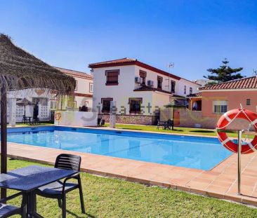 Alquiler de chalet adosado en Calle Capri - Photo 6