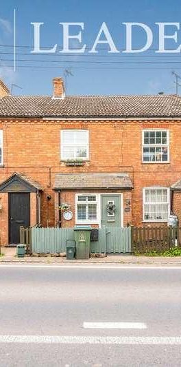 Jubilee Cottage, Shipton, Winslow, MK18 - Photo 2