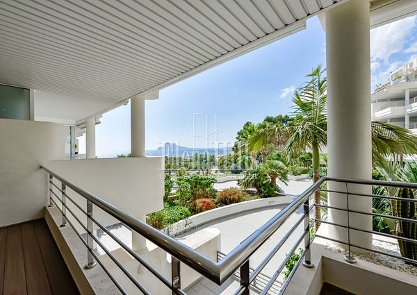 Beautiful apartment in a luxury residential in Mascarat, Altea, Alicante