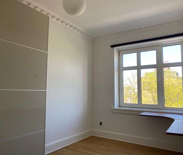 <b>Stilfuld og rummelig 3-værelses på 86 m² – midt på attraktive Øs... - Foto 4