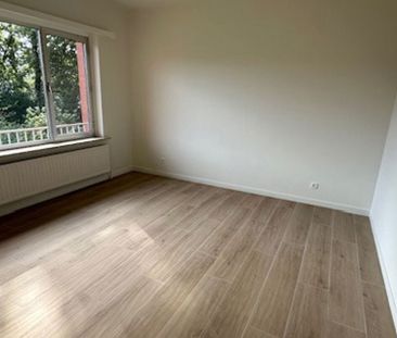 Appartement te huur in Brasschaat voor € 1.350 met 3 slaapkamers - Foto 1