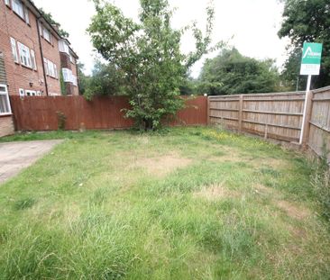 11 Thornbridge Road, Iver, Iver, SL0 0PU - Photo 5