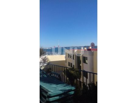 4 room luxury Apartment for rent in Oeiras, Portugal - Photo 2