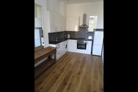 1 Bed Flat, Archway Road, N6 - Photo 5