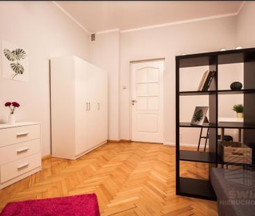 3 pokoje, świetna lokalizacja - Na wynajem - Photo 2