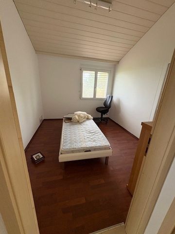 4.5-Zimmer Wohnung in einem Haus - Foto 3