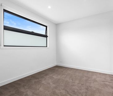 2/506 Neerim Road, Murrumbeena, VIC, 3163 - Photo 3