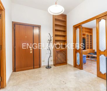 Elegante quadrilocale in Viale Beata Vergine del Carmelo - Photo 3