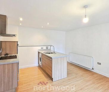1 bedroom flat to rent - Photo 2