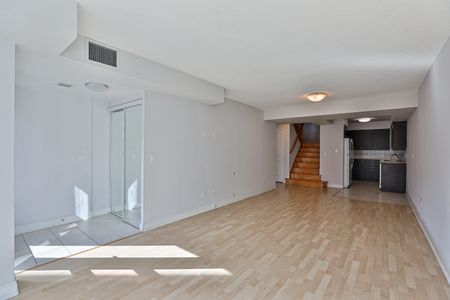 4 Bedrooms - Photo 3