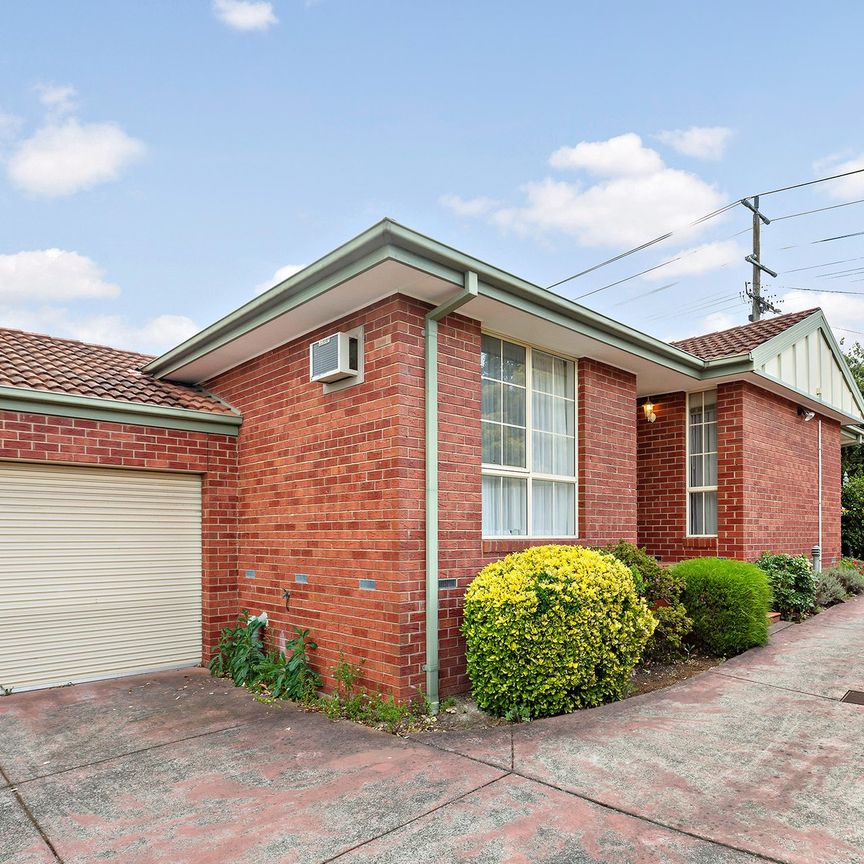 Thinking of selling? Contact our agent - Photo 1