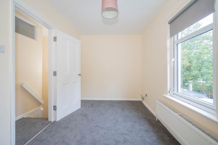 103 Edenderry Village, Belfast, BT8 8LQ - Photo 3