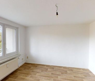 3-Raum-Wohnung mit Balkon und die Kita in der Nähe - Photo 1