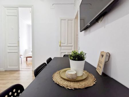 Big room in the centre of Madrid - Photo 3