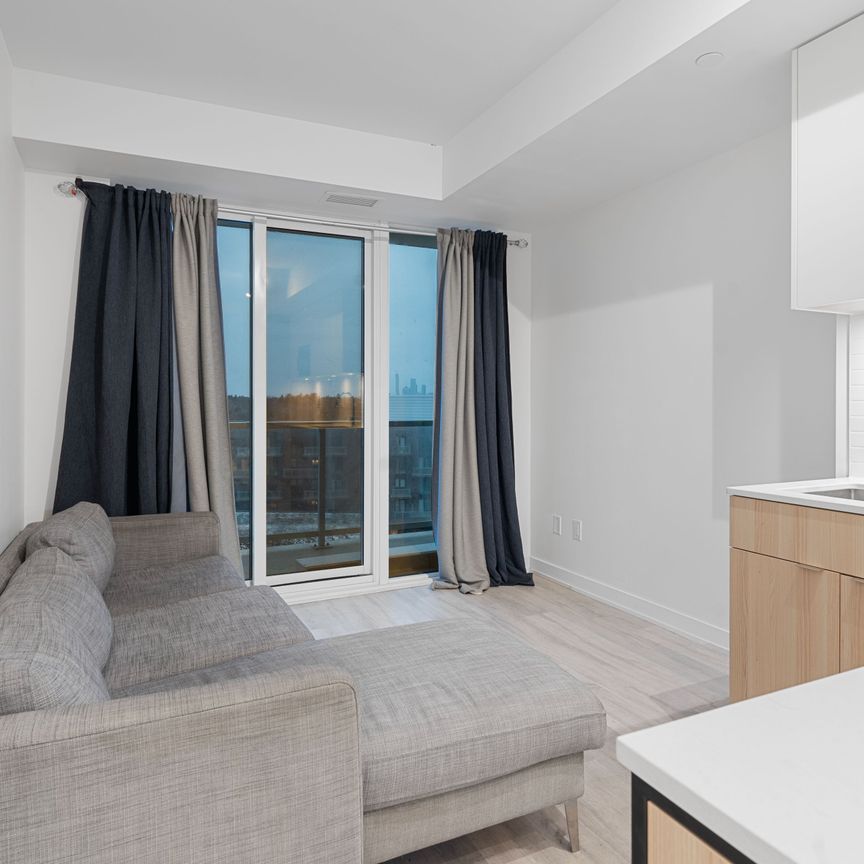 For Lease - 220 Missinnihe Way Unit# 715, Mississauga, Ontario - Photo 1