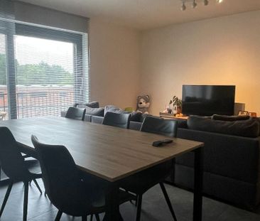 Appartement te huur in Brasschaat voor € 875 met 2 slaapkamers - Foto 2