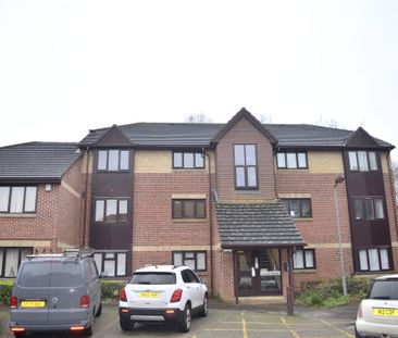 Rossignol Gardens, Carshalton, Surrey, SM5 - Photo 2