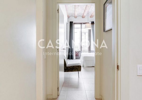 Modern 1 Bedroom Apartment with Terrace in a Renovated Building