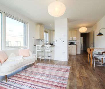 2 bedroom apartment to rent - Photo 6