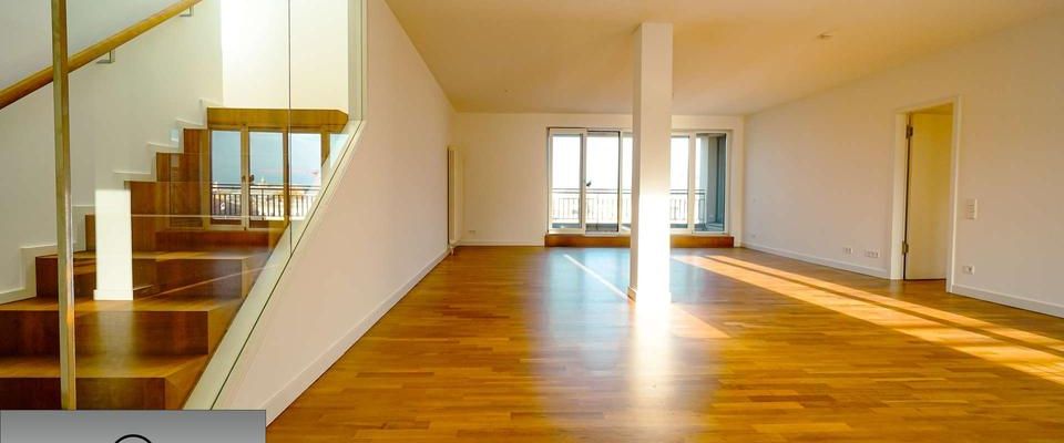 TOP PENTHOUSE DER SUPERLATIVE IN TOPLAGE AM GENDARMENMARKT IM GENDARMENPALAIS! PANORAMA-TERRASSE! - Photo 1