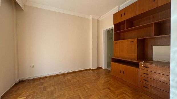 Διαμέρισμα για ενοικίαση Ευζώνων - Πεδίον Άρεως (Φάληρο - Ιπποκράτειο) - Photo 1